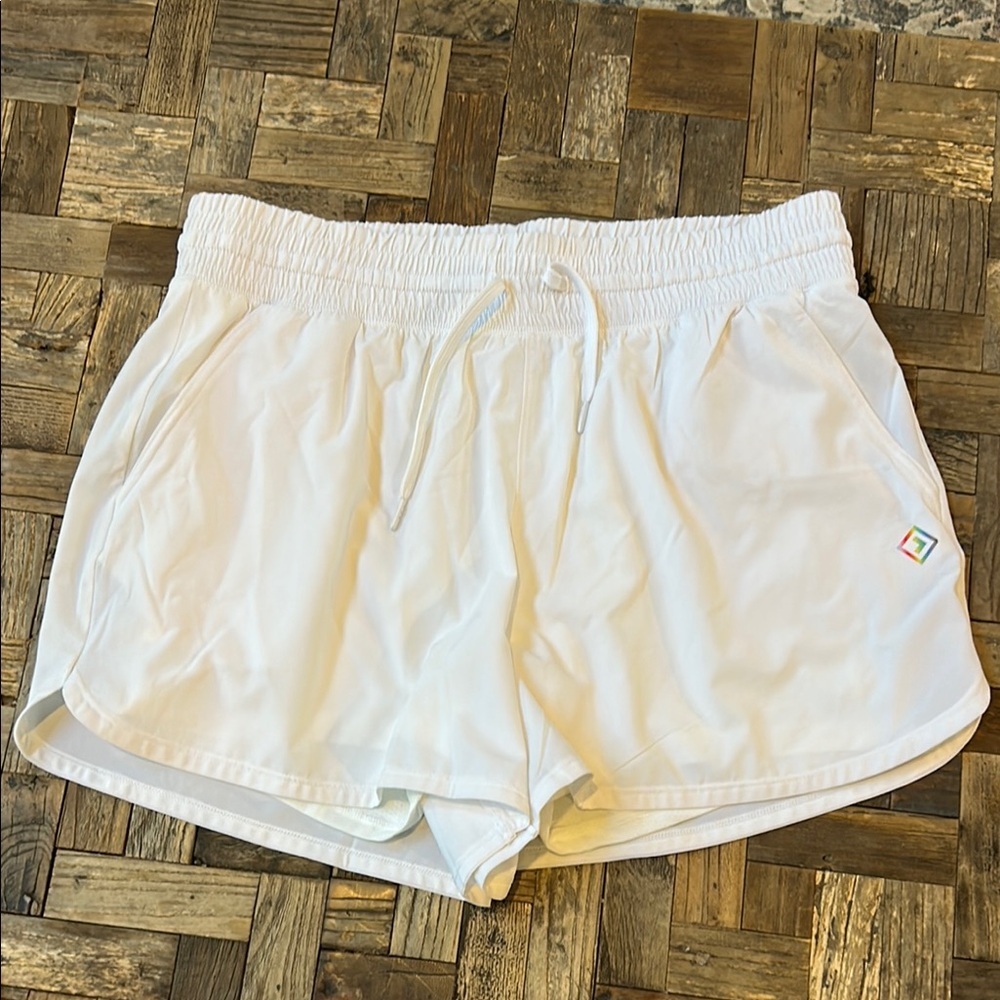 YPB Your Personal Best Women’s White Athletic Shorts NWT Size XL